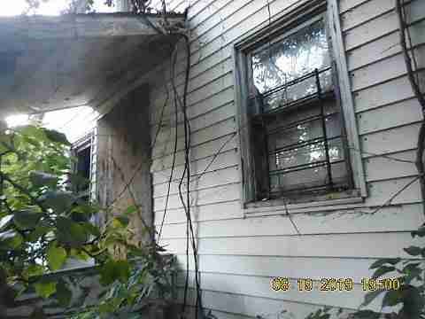 8134 Edgewood (14)_m.jpg